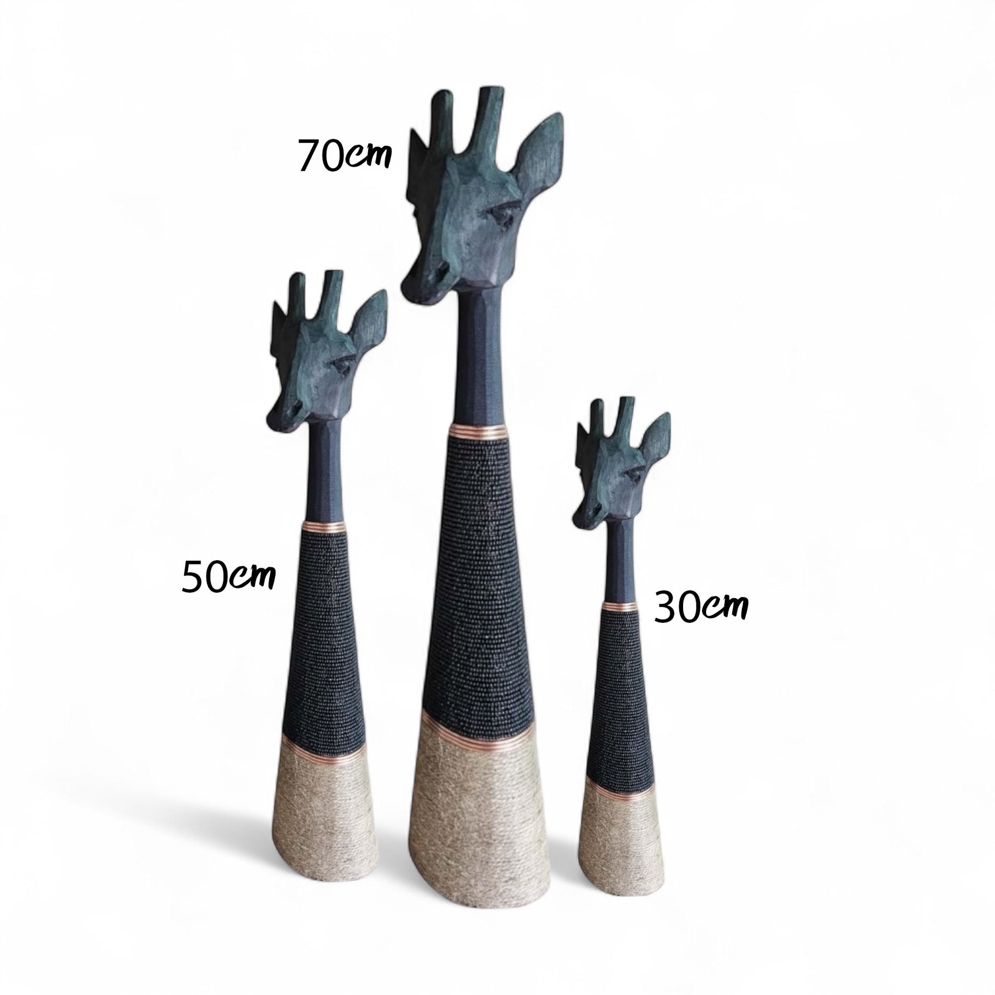 Beaded Wooden Giraffe Statue - Black/Black Beads