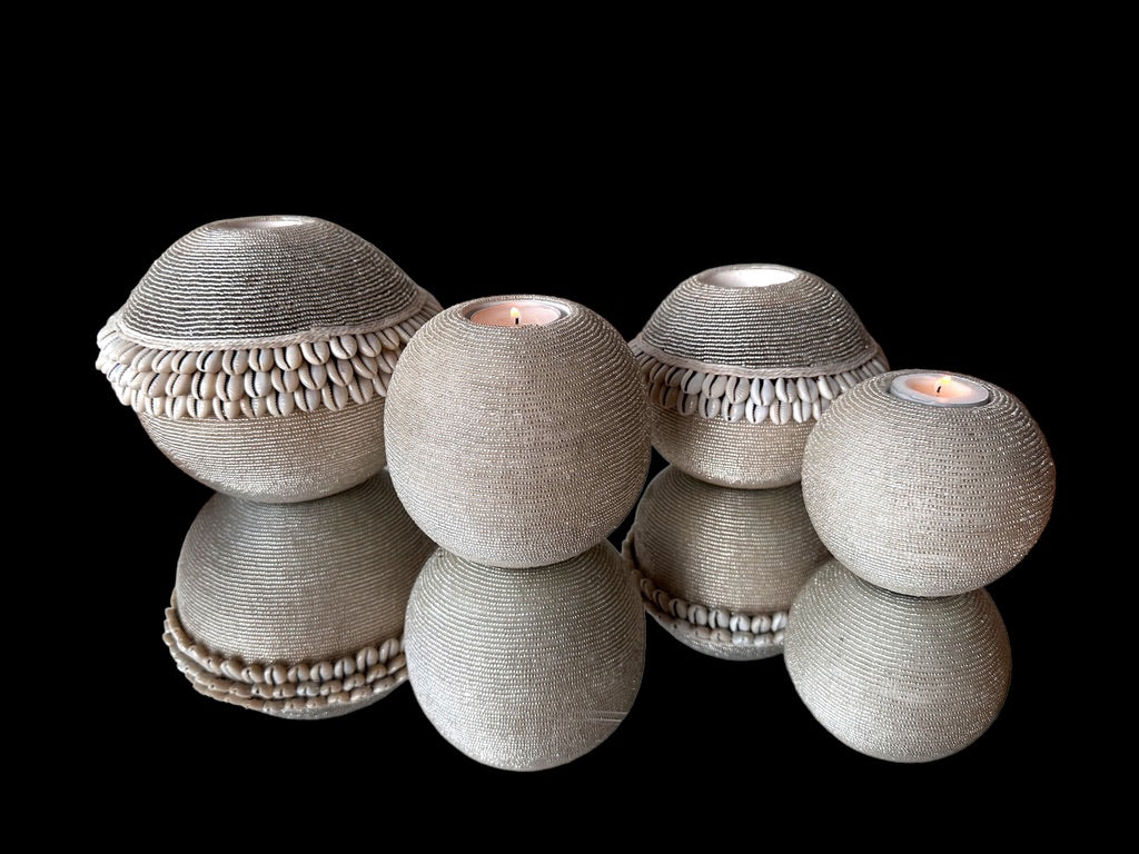 NEW - SHELL / Beaded Tea Lights - SILVER - eyahomeliving
