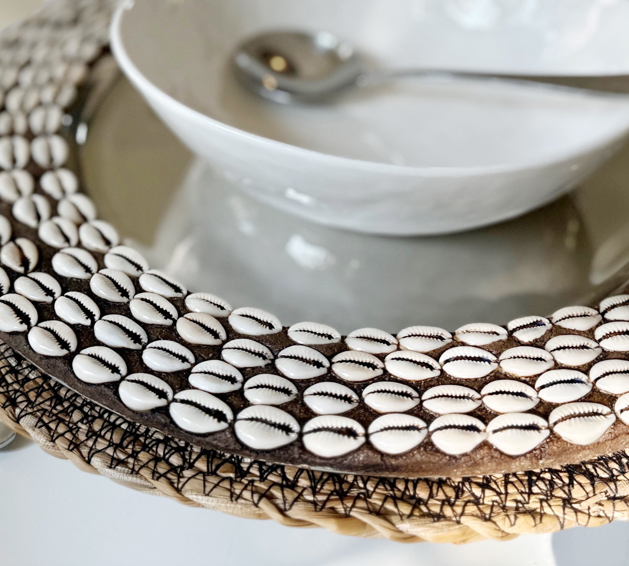 Stainless Steel Underplate - Cowrie Shell