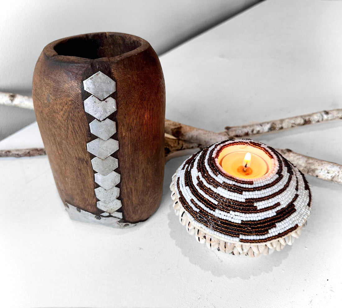 NEW - SHELL / Beaded Tea Lights - White/Copper - eyahomeliving