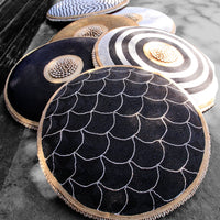 African Beaded Shield - Scallop Black/White - eyahomeliving
