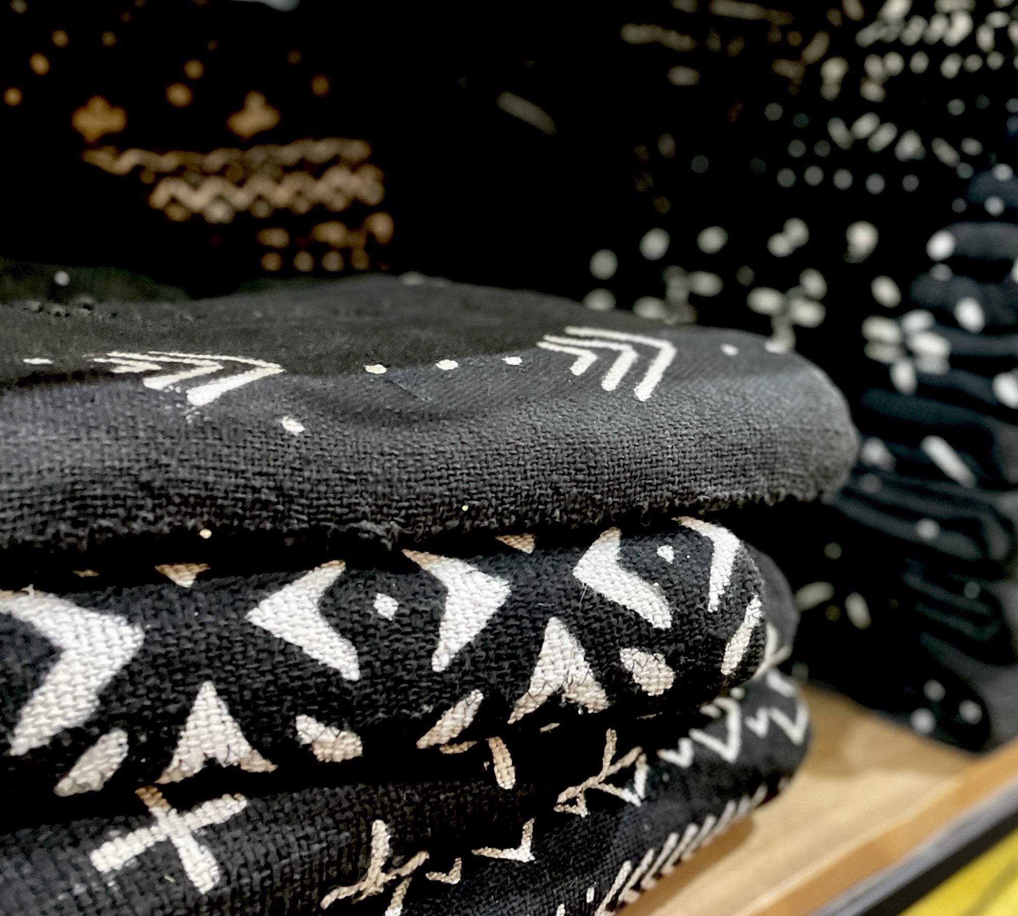 African Mudcloth Scatter Cushions 50x70cm - eyahomeliving